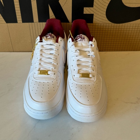 Final Sale!!! 🌺 NIKE 🌺 Nike Air Force 1 '07 SE  👟 - Picture 3 of 14